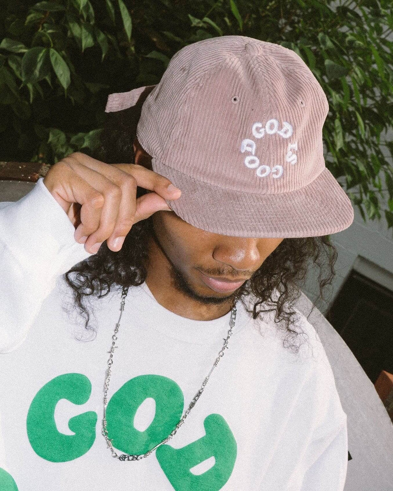 GOD IS GOOD CORDUROY CAP (HAZY PINK)