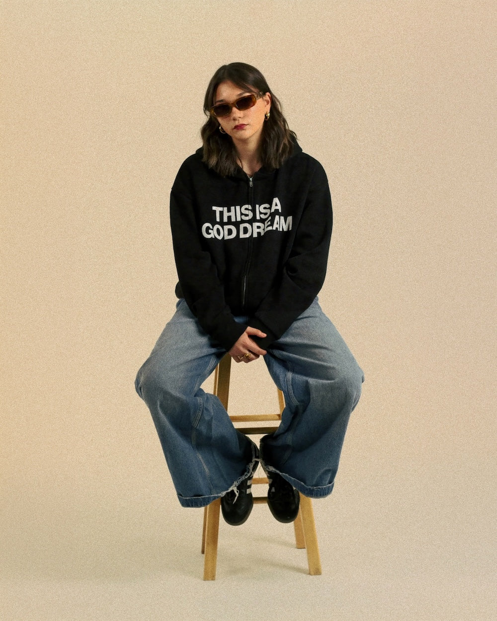 HOODIES &amp; SWEATSHIRTS